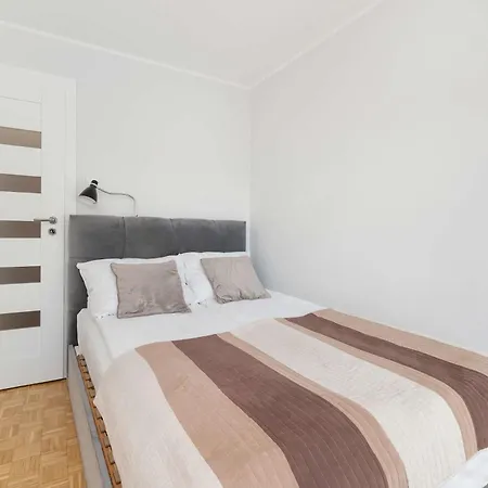 Modern With A View Of The Motlawa River In By Rent Like Apartamento *